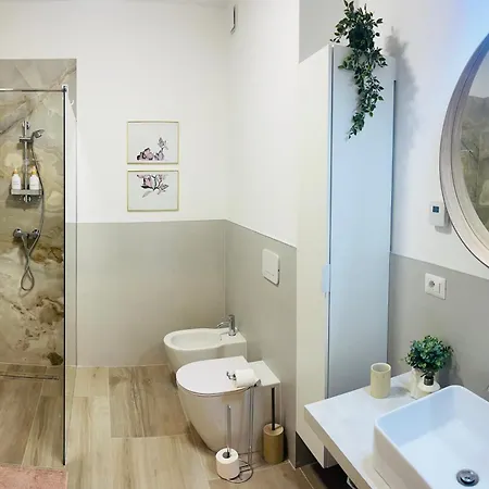 Ateneo Golden Nest Apartment *